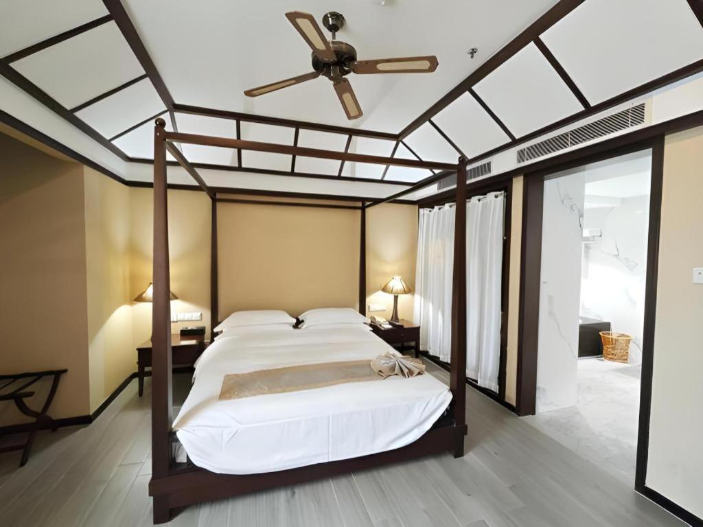 Hua Xia Pearl Hotel Foshan Esterno foto