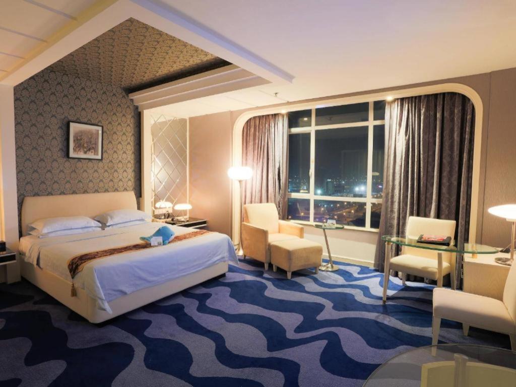 Hua Xia Pearl Hotel Foshan Esterno foto